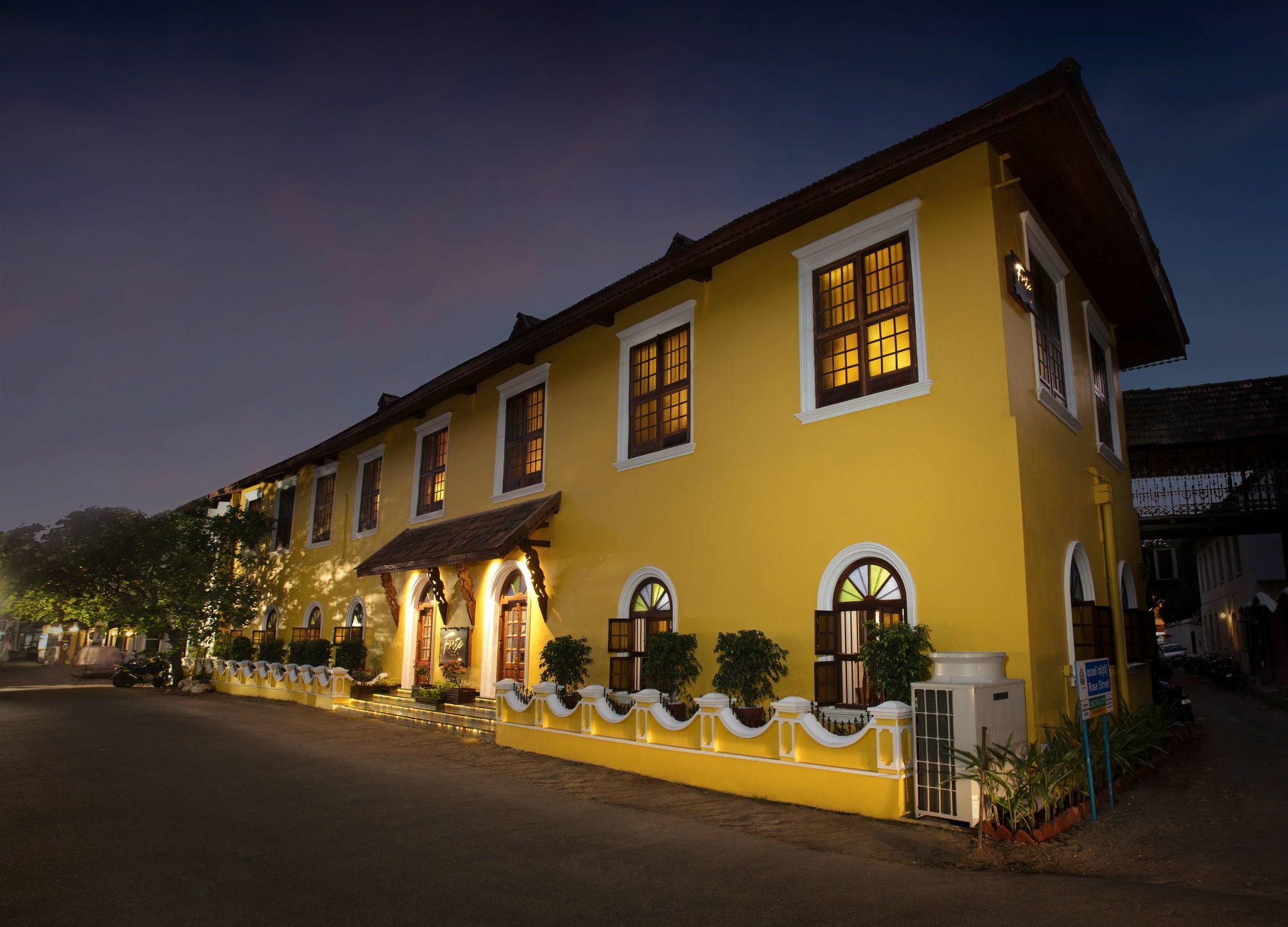 Forte Kochi Hotel Exterior foto